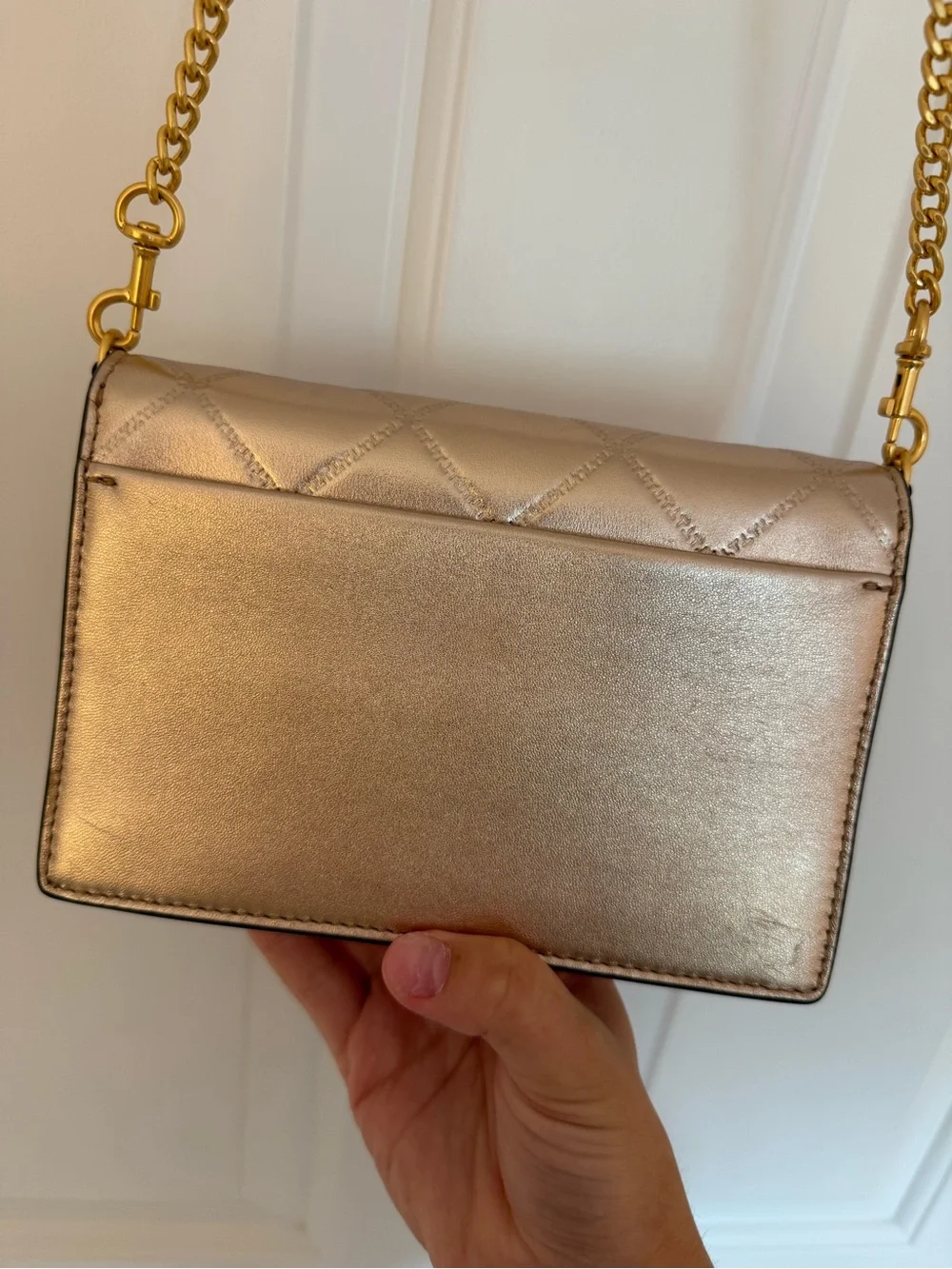 Tory Burch Metallic Quilted Crossbody in Gold